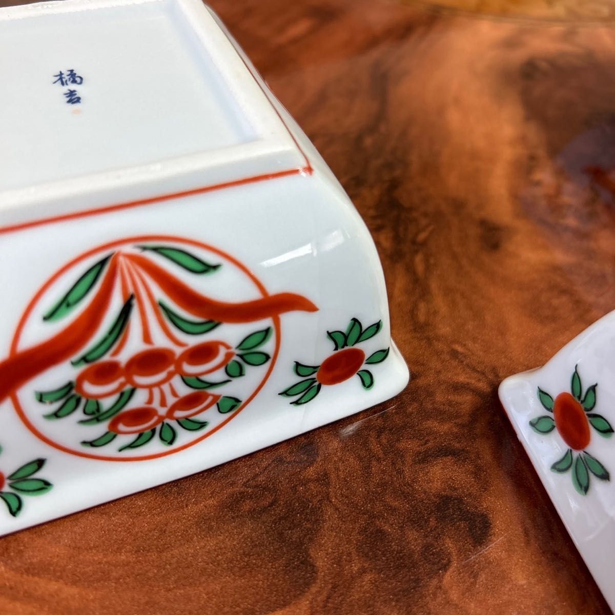 たち吉 赤絵花紋 小鉢揃え 5客セット 角鉢 橘吉 和食器 煮物鉢 たち吉 赤絵花紋 小鉢揃え 5客セット 角鉢 橘吉 和食器 煮物鉢