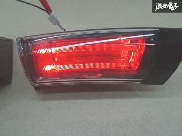 【点灯OK キズ少なめ】 ホンダ純正 FK7 FK8 シビック タイプR LED テールライト テールランプ 左右 内側 STANLEY W3354 即納 棚12-2_画像9