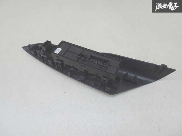 [ actual work remove ] GFC27 Serena power window switch panel P/W right side right driver`s seat side only 25401-5TT0A 80960-5TA0A black foundation interior shelves 2-1