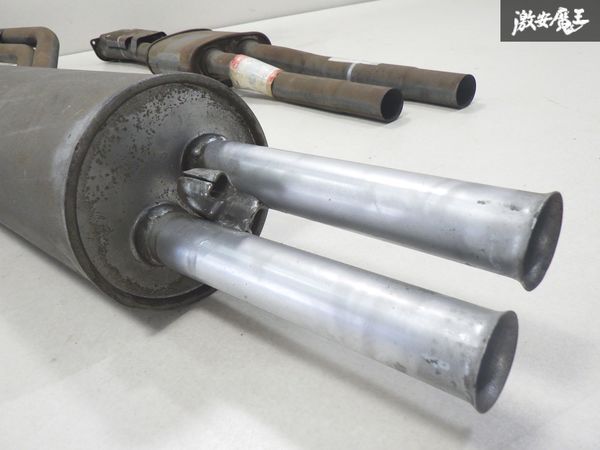 [ rare! unused that time thing ] Nissan original PGC10 Hakosuka GT-R 4-door Nichira made dual pipe muffler set 20100-R1101 20010-A0202 shelves F-10