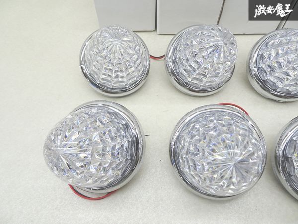 社外 トラック用 サイドマーカー マーカー ランプ 16連 LED 24V クリア プラスチック 標識 丸型 高さ 約8cm 直径 約9cm 8個 汎用 棚J-6_画像3