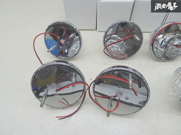 社外 トラック用 サイドマーカー マーカー ランプ 16連 LED 24V クリア プラスチック 標識 丸型 高さ 約8cm 直径 約9cm 8個 汎用 棚J-6_画像6