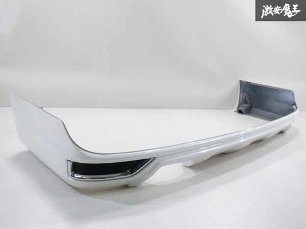 [ good!] Modellista URJ202W 200 series Land Cruiser Land Cruiser latter term rear skirt half spoiler 070 pearl white aero shelves 2F-H-2