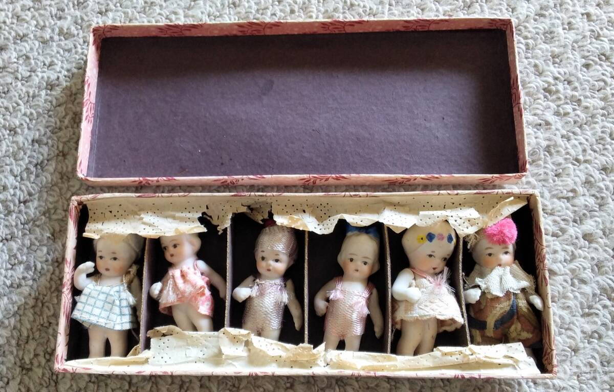  miniature * bisque doll * boxed *6 body * made in Japan * doll * man . girl * Showa era * retro * Vintage 