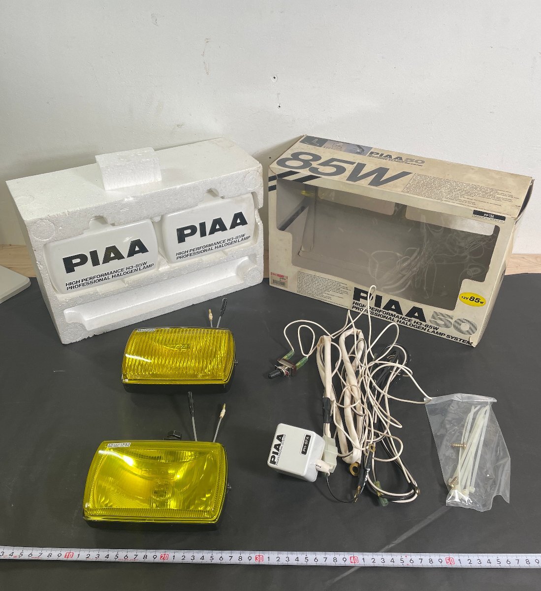 [ secondhand goods ] spot lamp foglamp set PIAA50 Piaa PF134 rectangle H3 valve(bulb) 85W yellow lens for off-road [ long-term keeping goods ]