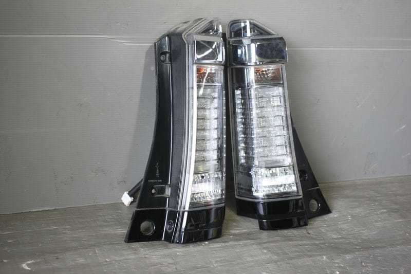 N-BOX カスタム G L パッケージ (JF1) テールライト LED テールランプ 左右 右 左 D106 33501-TY0-J51 33551-TY0-J51 b2099-gys140_画像5