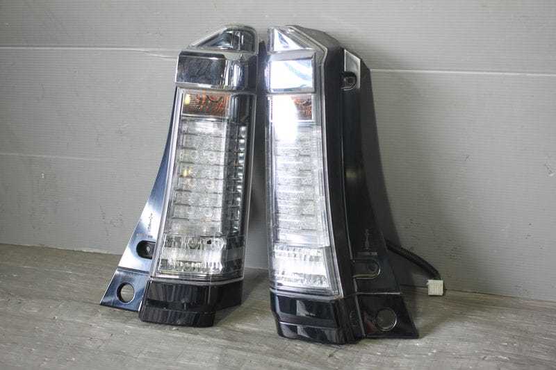 N-BOX カスタム G L パッケージ (JF1) テールライト LED テールランプ 左右 右 左 D106 33501-TY0-J51 33551-TY0-J51 b2099-gys140_画像6