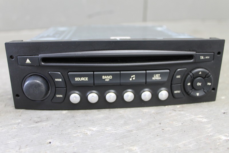  Citroen C3 правый руль (A55F01) оригинальный Continental Continental аудио панель CD плеер 96 775 574 XT 00 p037860