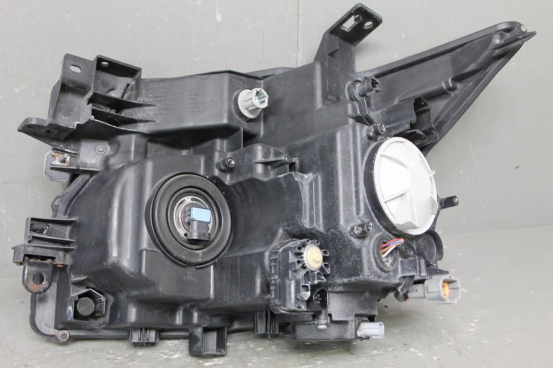 エルグランド ハイウェイスター 前期 (PNE52 E52) 純正 右 ヘッドライト HID キセノン バラスト レベライザー QAB AFS付 100-23009 p041334_画像8