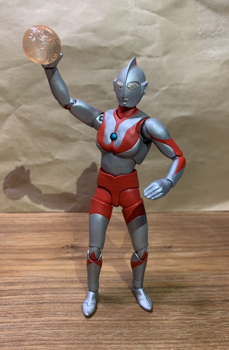 S.H.フィギュアーツ ウルトラマン　S.H.Figuarts 中古現状品