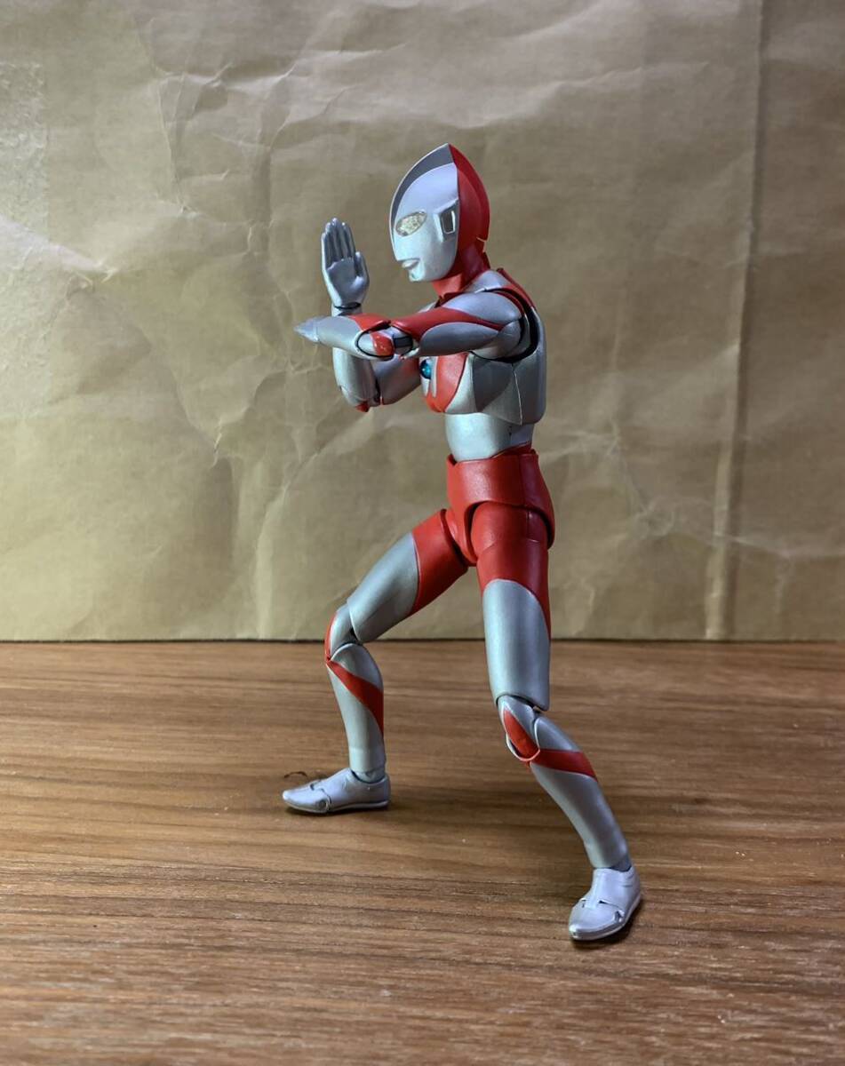 S.H.フィギュアーツ ウルトラマン　S.H.Figuarts 中古現状品_画像3