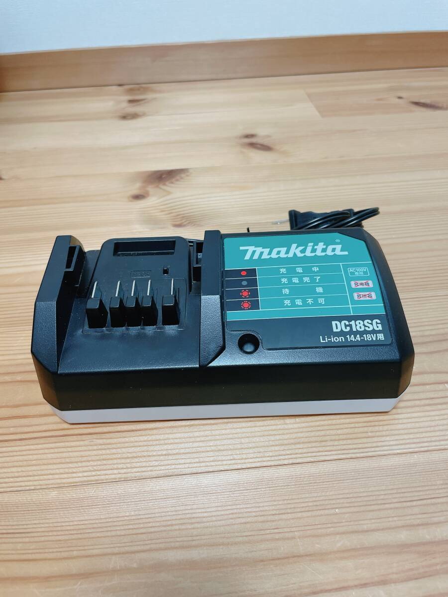 マキタ　makita　☆14.4Vインパクトドライバー　M697D☆_画像8