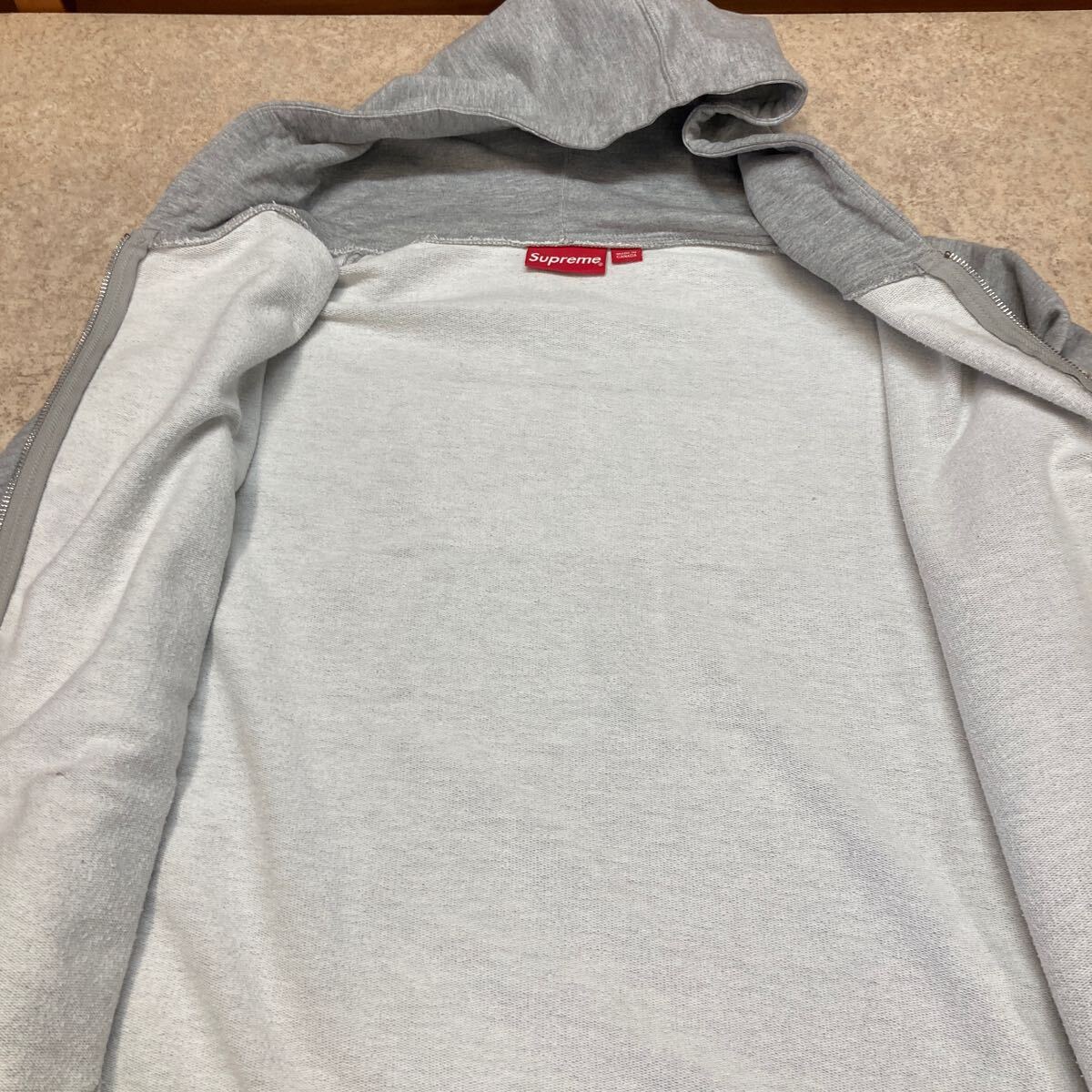 N 032【Supreme×ANTIHERO アンチヒーロー】14SS Zip Up Hooded Sweatshirt ジップパーカー グレー SIZE Mの画像7