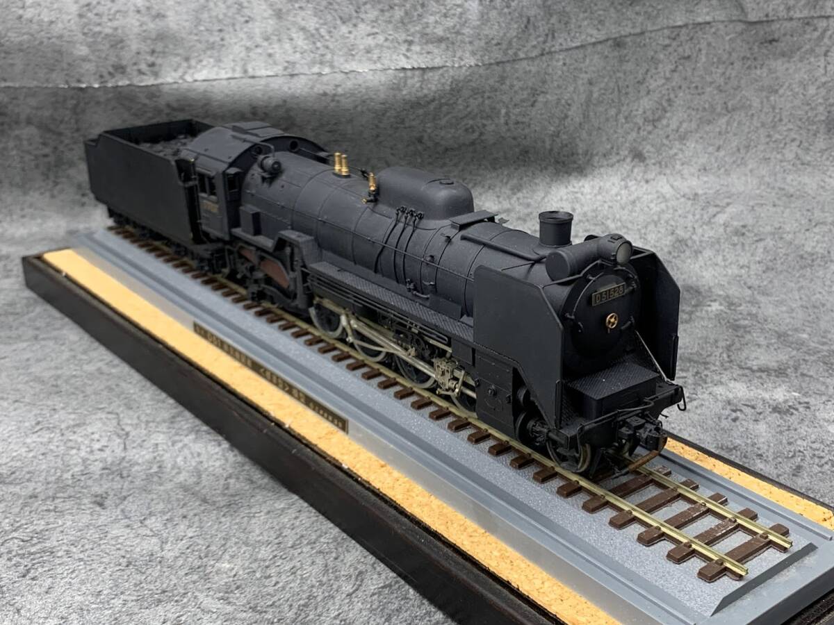 [ three . metal quality product made of metal steam locomotiv model D51 standard type model ]D51528 D51 railroad model glass case attaching 1/42 scale 