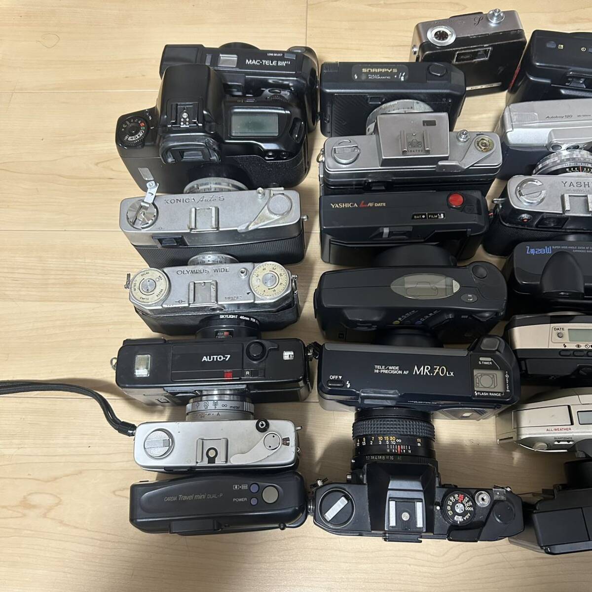 大量27台フィルムカメラ OLYMPUS MINOLTA Canon PENTAX RICOH Nikon Autoboy YASHICA pen μ AUTO half FUJIFILM acom1 espio Konica の画像8