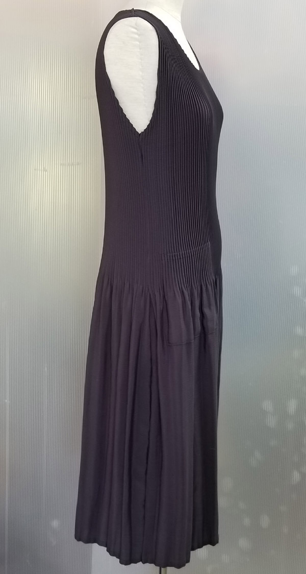 Bana8・衣類◆状態良◆DAISY CORONET/デイジーコロネット プリーツワンピース 紫 ダークグレー ヒースグレイ ノースリーブ M-Lの画像3
