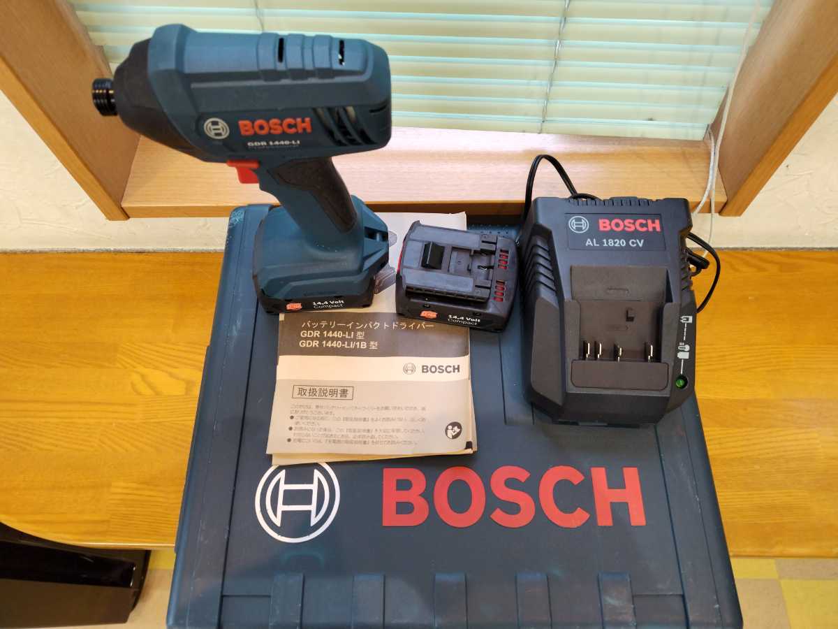 ☆お得！使用少ない！　BOSCH 14.4V インパクトドライバー GDR1440-LI 　おまけ付き　中古　美！☆