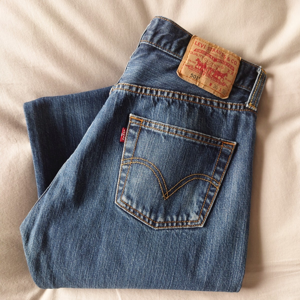 Levi's 501濃紺ジーンズ/デニム エジプト製/古着/W30L30【YLV2101】_画像1