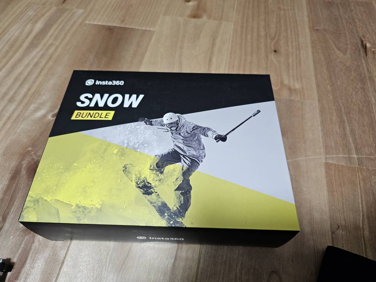 Insta360 snow BUNDLE ユニコーンヘルメットマウントの画像1