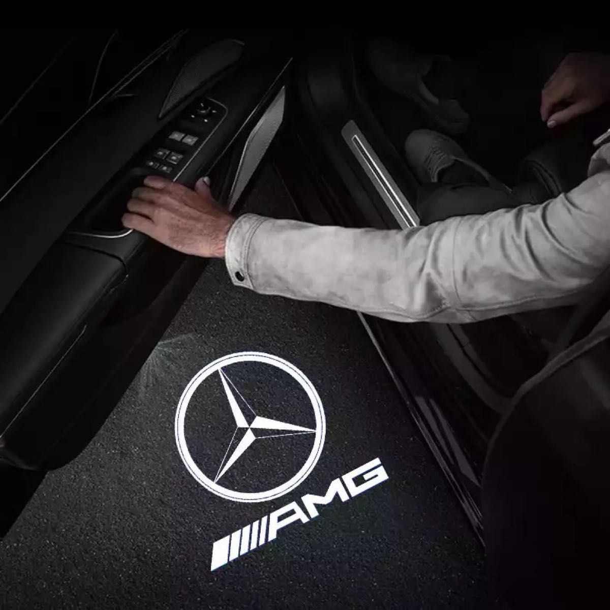 Mercedes Benz メルセデスベンツ AMG LED カーテシランプ カーテシライト ドア ウェルカムライトe