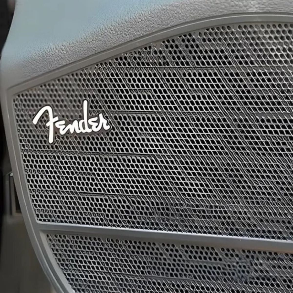 Fender フェンダー アルミ エンブレム プレート シルバー/ブラック b