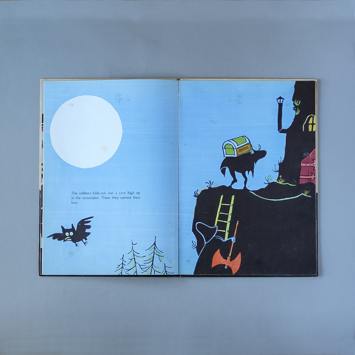 すてきな三にんぐみ 英語 イギリス 1975年 THE 3 ROBBERS TOMI UNGERER UK トミアンゲラー トミーウンゲラー 絵本 洋書 アート デザイン