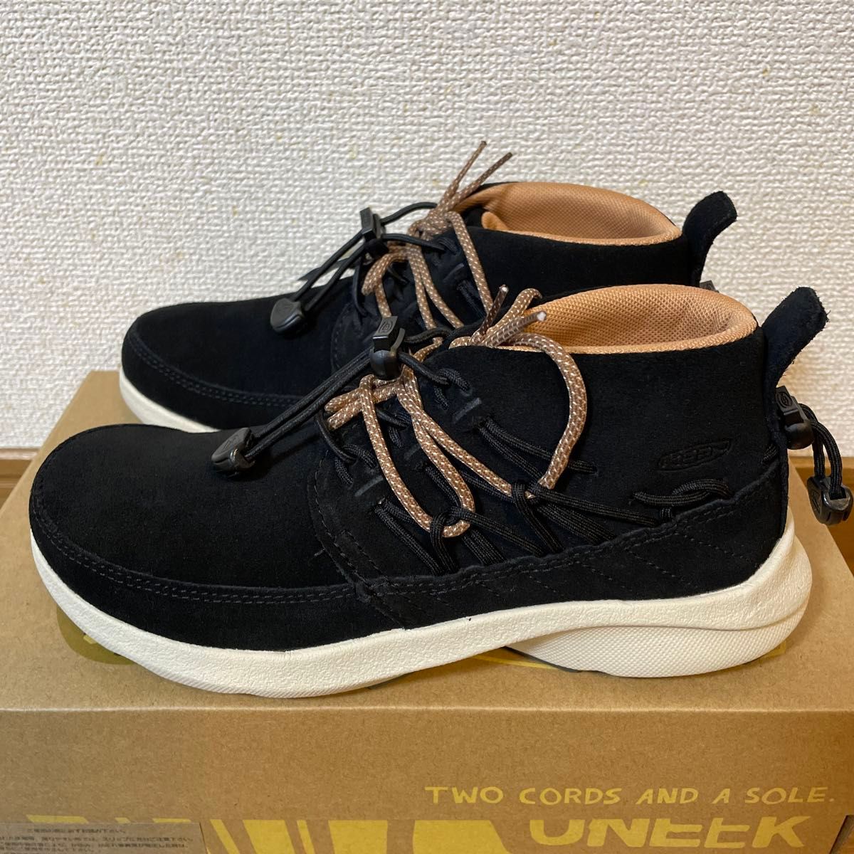 KEEN/キーン UNEEK CHUKKA ユニーク　チャッカ  アウトドア