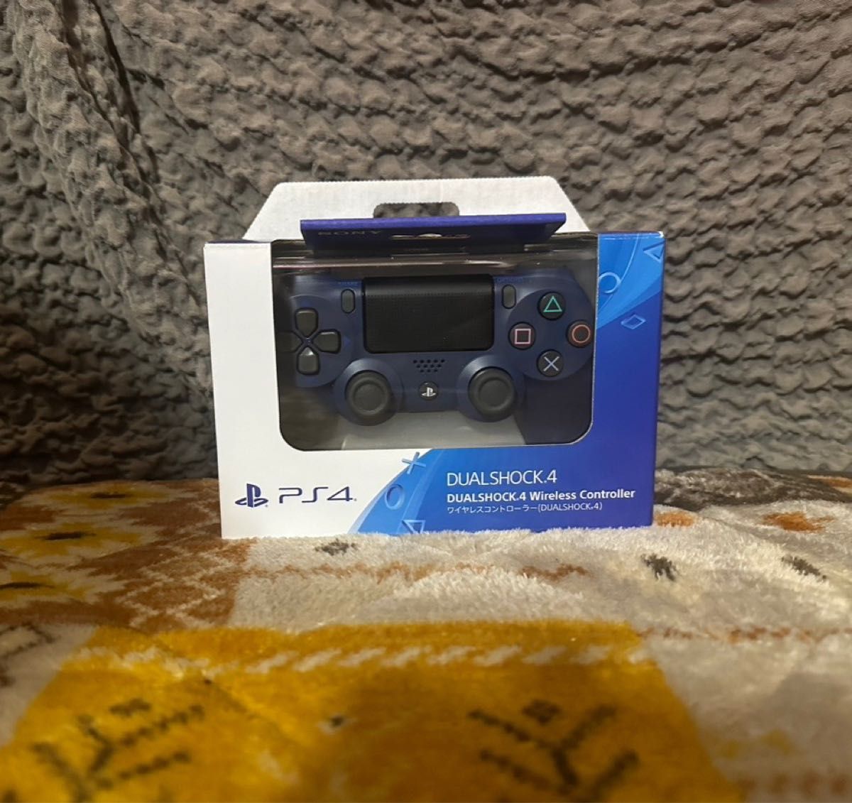 《ほぼ新品》DUALSHOCK4 動作確認済み！