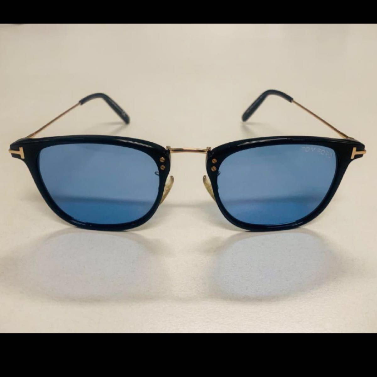 美品 TOM FORD トムフォード TF672 朝倉未来着用 黒×金 ブルー 美品 TOM FORD トムフォード TF672 朝倉未来着用 黒×金 ブルー