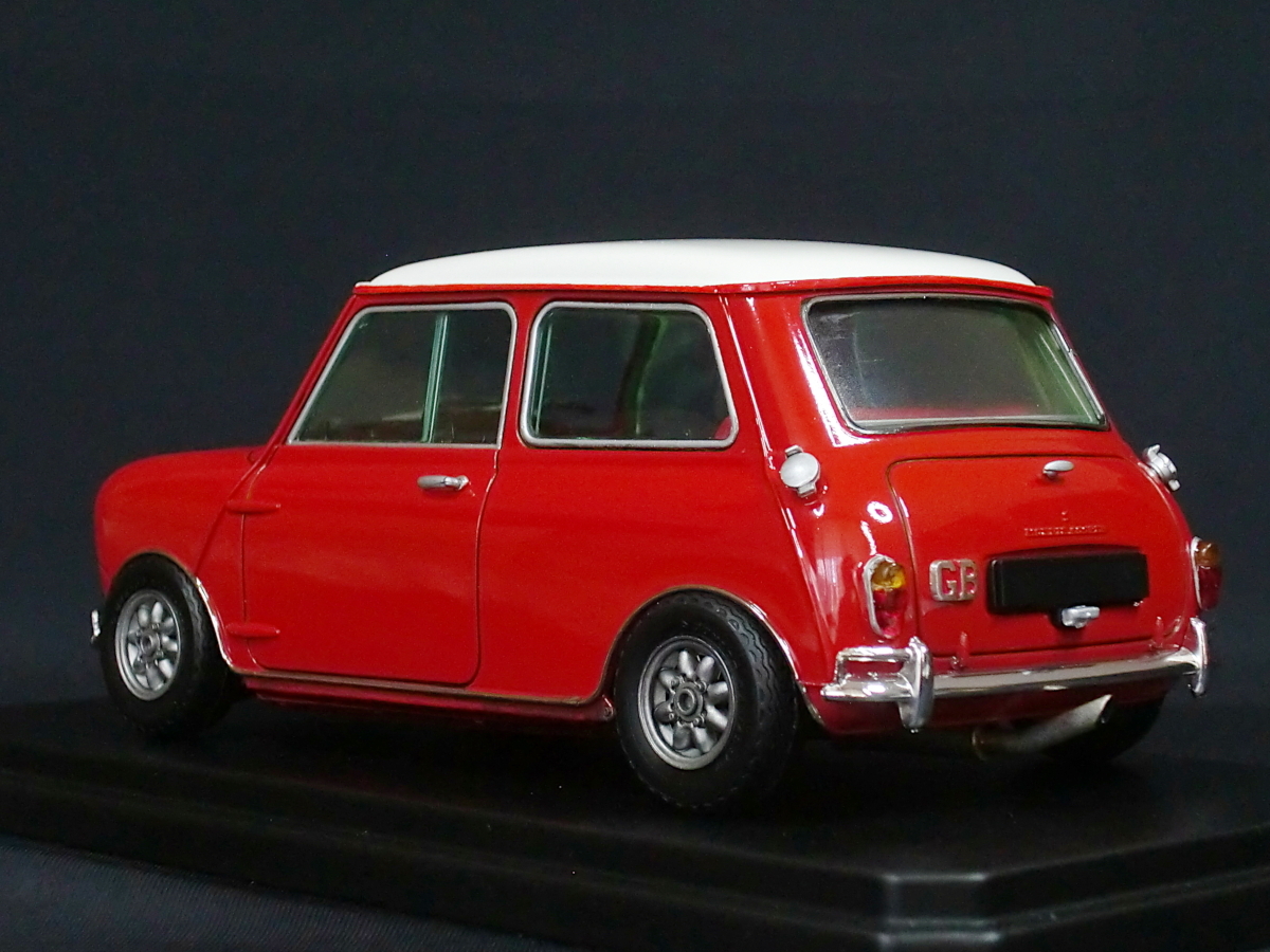 1/24 Tamiya MORRIS MINI COOPER ( Morris Mini Cooper ) 1275S Mk.1[ case attaching ]