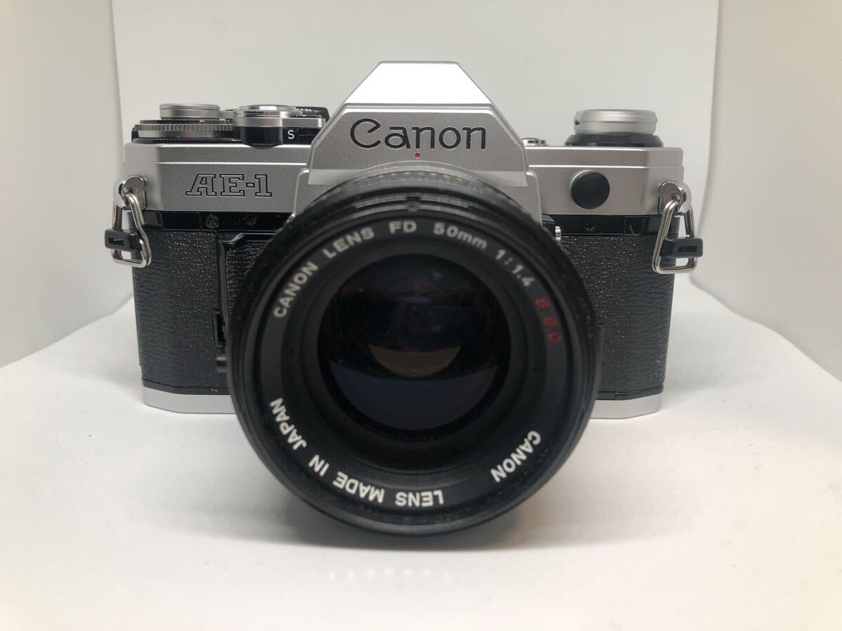 CANON キャノン AE-1 フィルムカメラ FD 50mm 1:1.4 S.S.C. レンズセット_画像1
