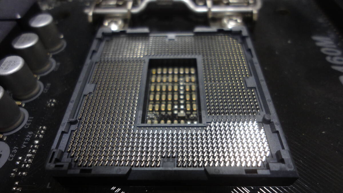 ASRock B460M MicroATXマザーボード ジャンク CPUソケット：LGA1200 ジャンク品 付属品I/Oパネル その3の画像6