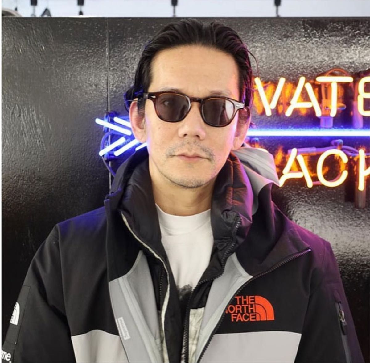 シュプリーム ノース フェイス シェル ジャケット tnf supreme シュプリーム ノース フェイス シェル ジャケット tnf supreme