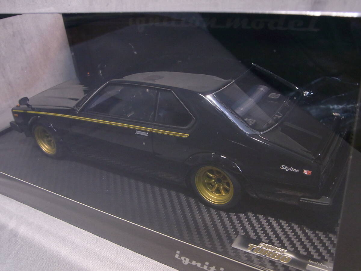 ★ケース未開封!★NISSAN SKYLINE 2000 TURBO GT-ES Black 1/18【C211 後期 スカイライン ジャパン RSワタナベ 15inc】★極美品!★IG1092★_画像5