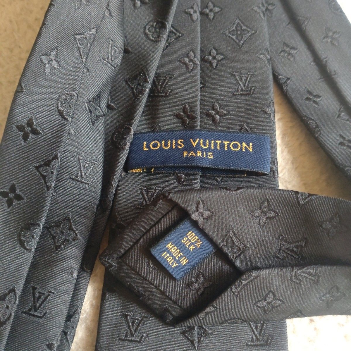 　LOUIS VUITTON ルイヴィトン　ネクタイ 