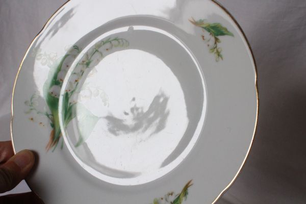 ベルギー アンティーク CERABEL社 古い陶器のデザート皿 スズランの絵柄_画像5