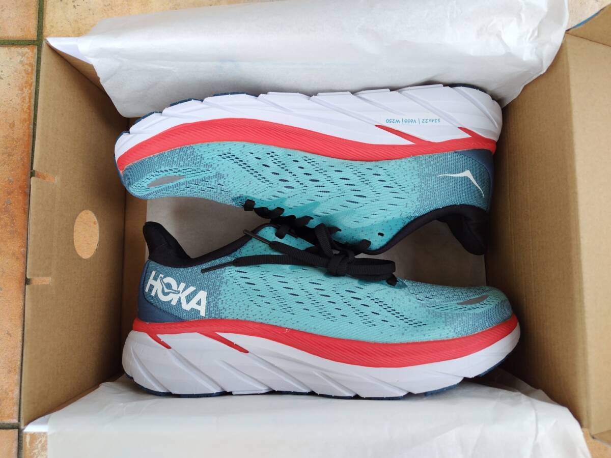 ★新品未使用箱付★HOKA★ ランニングシューズ　★CLIFTON 8★　ホカオネオネ クリフトン８　26.0cm 　_画像9