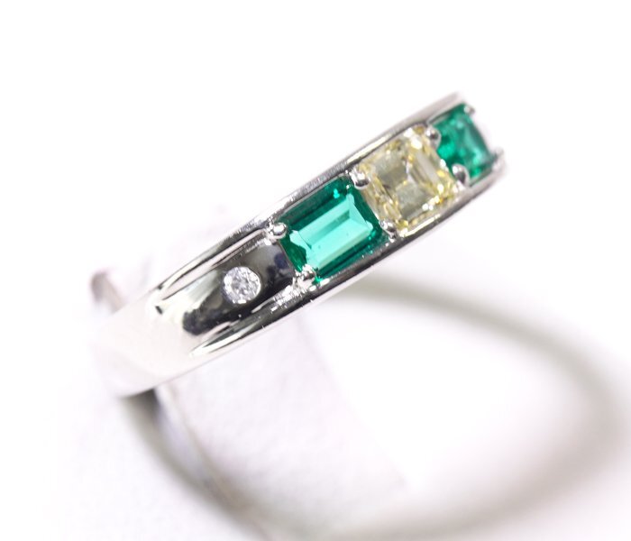 X-87☆Pt900 エメラルド0.23ct/ダイヤモンド0.30ct0.02ct リング 7.5号の画像5