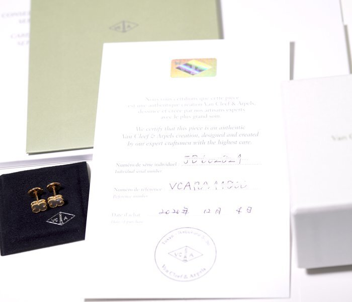 Y-1☆ヴァンクリーフ&アーペル スウィートアルハンブラ ピアス マザーオブパール 箱・保証書付きの画像2