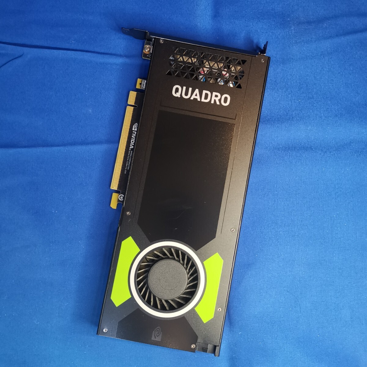 送料無料 美品 Nvidia Quadro P4000 ①_画像1