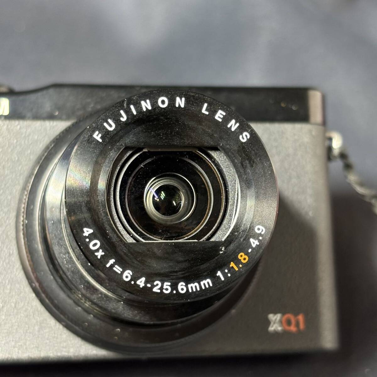 【美品】FUJIFILM フジフィルム XQ1 コンパクトデジタルカメラ カメラレンズ FUJINON LENS 4.0x f=6.4-25.6mm 1:1.8-4.9 動作確認済の画像6