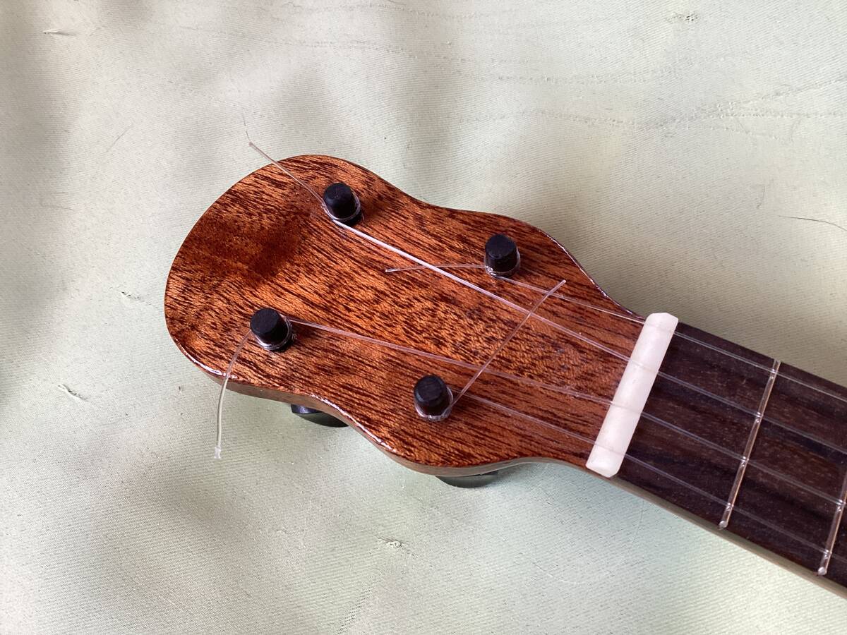  soprano ukulele No.42 Nekoya four string .