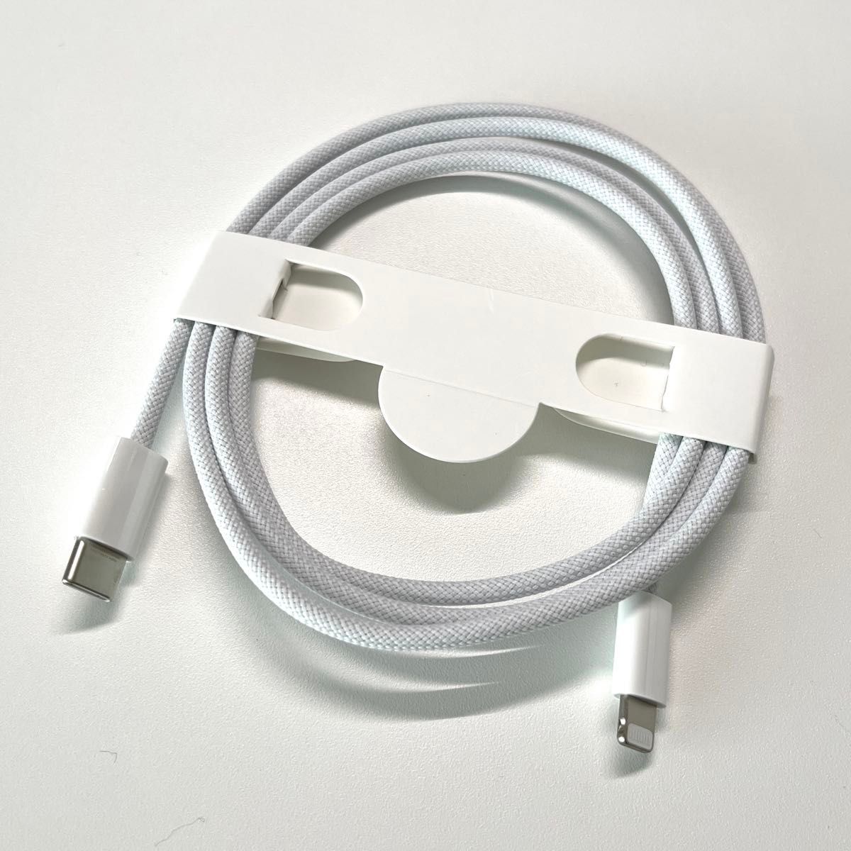 純正】Apple Touch ID搭載 Magic Keyboard 充電ケーブル 純正】Apple Touch ID搭載 Magic Keyboard 充電ケーブル