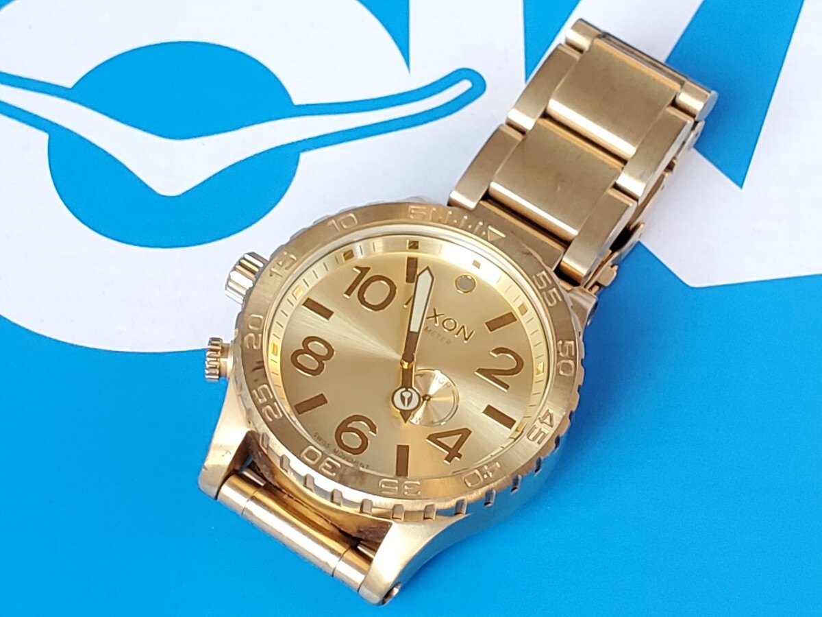 電池交換済 メンズ腕時計 NIXON ニクソン クォーツ クロノグラフ  THE51-30  GOLD ゴールドカラー 動作品 の画像2