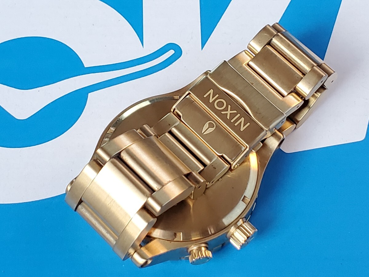 電池交換済 メンズ腕時計 NIXON ニクソン クォーツ クロノグラフ  THE51-30  GOLD ゴールドカラー 動作品 の画像5