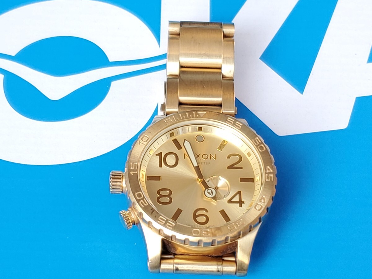 電池交換済 メンズ腕時計 NIXON ニクソン クォーツ クロノグラフ  THE51-30  GOLD ゴールドカラー 動作品 の画像4