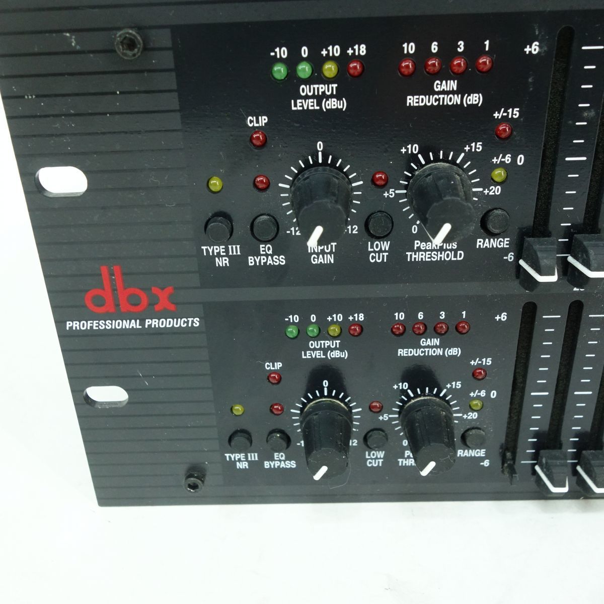 095 dbx ディービーエックス 2231 グラフィックイコライザー 本体のみ ※現状品_画像5