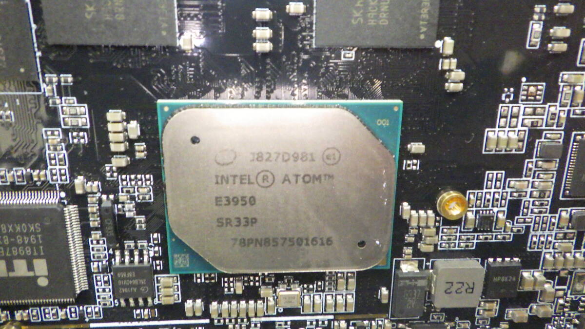 新入荷　Jumper EZpad 6 Pro　マザーボード　WSA116　Intel Atom x7-E3950載せ　中古ジャンク品_画像2