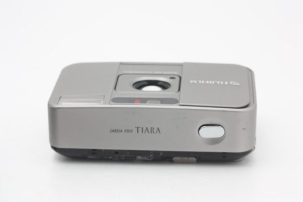 【ジャンク】 FUJIFILM 富士フイルム CARDIA mini TIARA SUPER-EBC FUJINON 28mm ストラップ付 #75の画像8