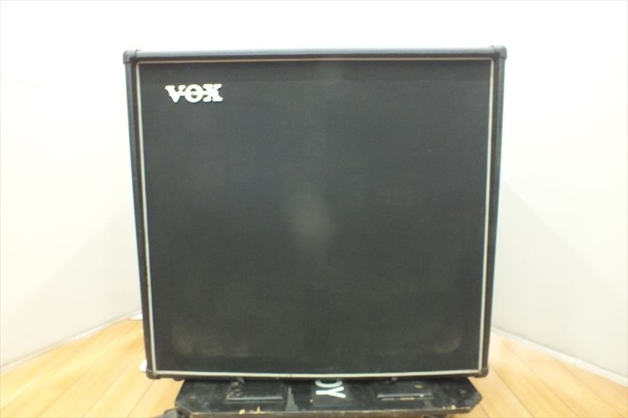 ☆ VOX ヴォックス V412BK ギターアンプ 中古 現状品 240207M4202の画像1